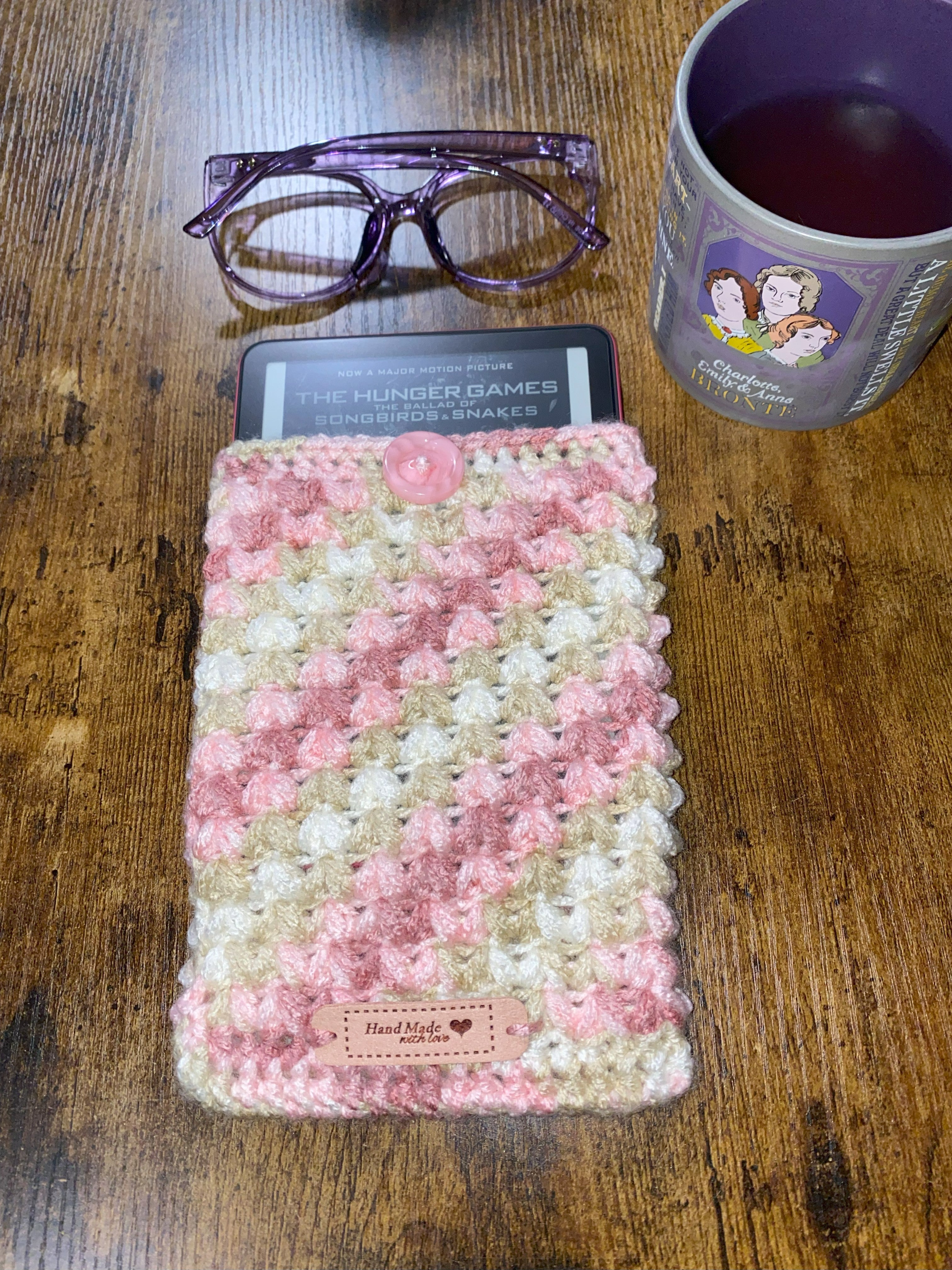 Strawberry Champagne Crochet Tablet E-Reader Book Sleeve