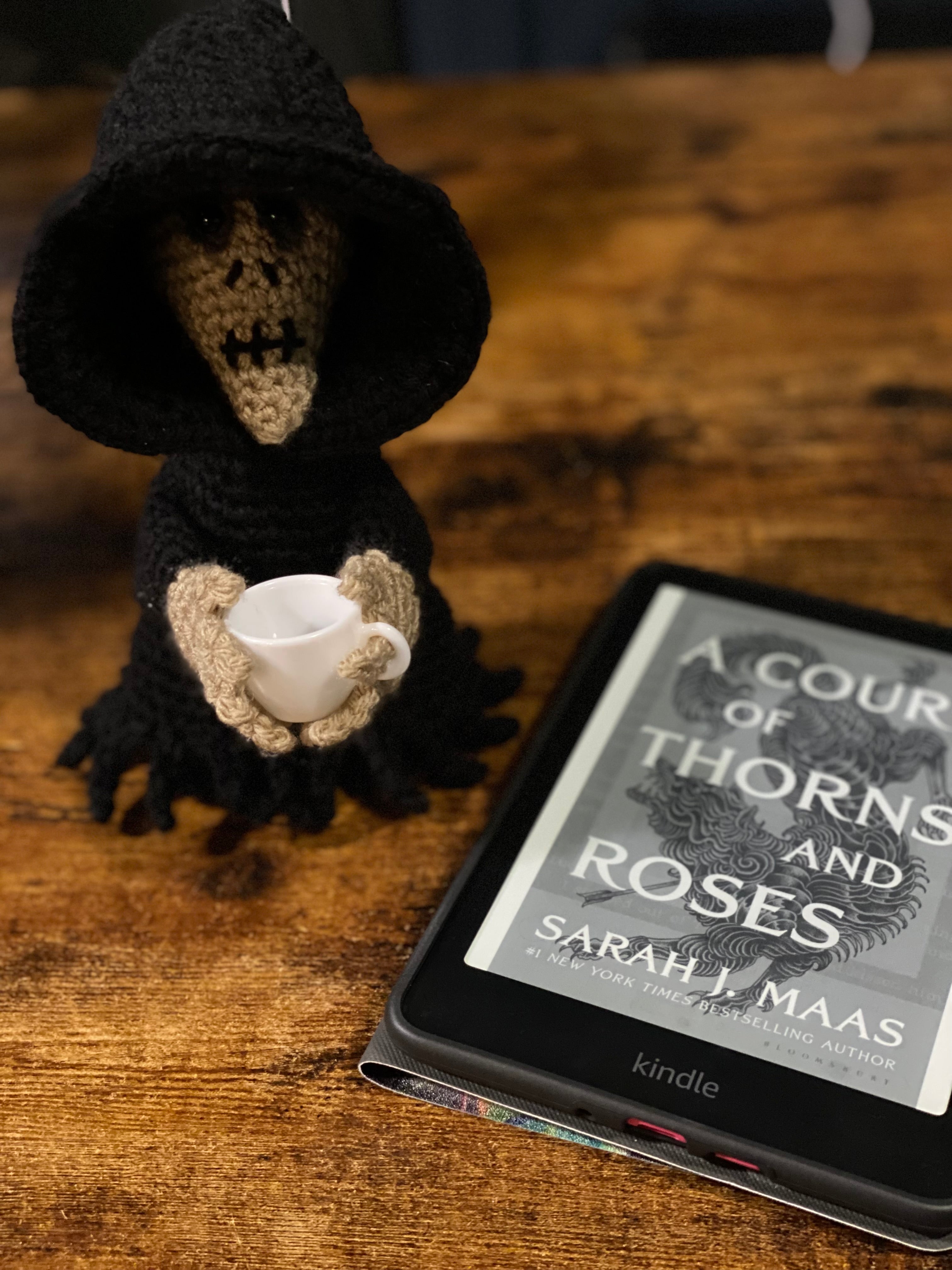 Grim Reaper Suriel Crochet Bookshelf Decoration